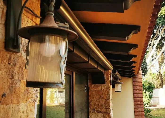 Apartment Five Apples